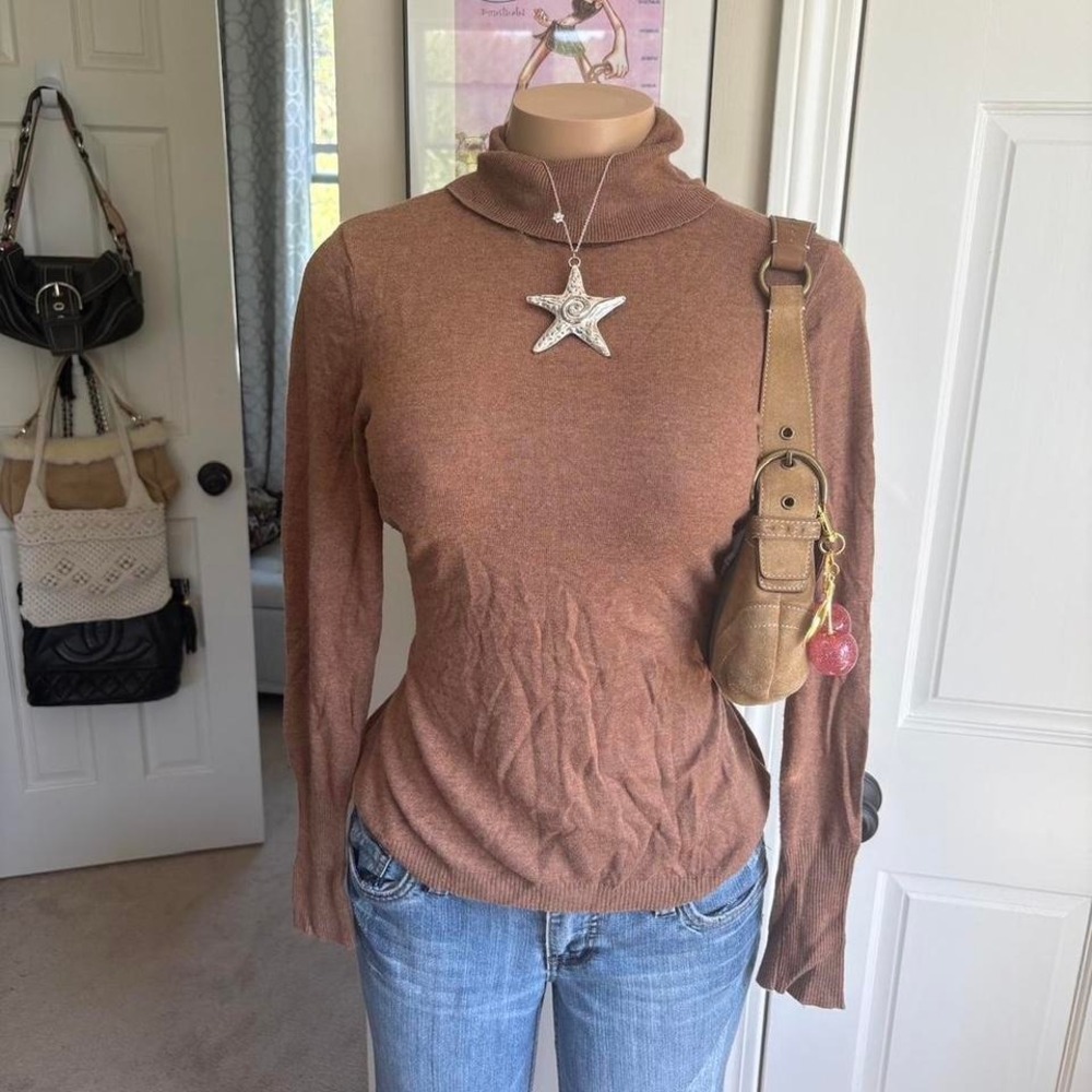 y2k 2000s brown fitted turtleneck long sleeve top